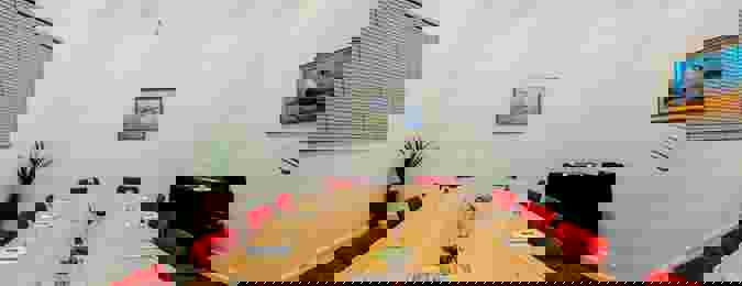 Meteor Room 2